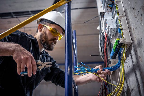 Best Local Electrician Companies  in Navassa, NC